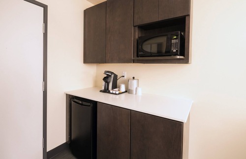 Mount Pleasant Hotel | Holiday Inn Hotels and Suites Mount Pleasant by IHG