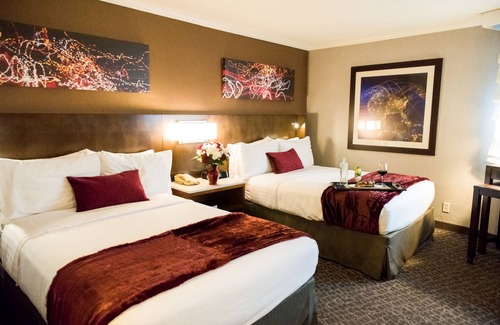 Harbor Hotel | Holiday Inn Long Beach Airport Hotel and Conference Center by IHG