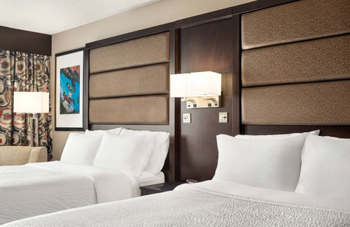 Jeffersontown Hotel | Holiday Inn Louisville East - Hurstbourne by IHG