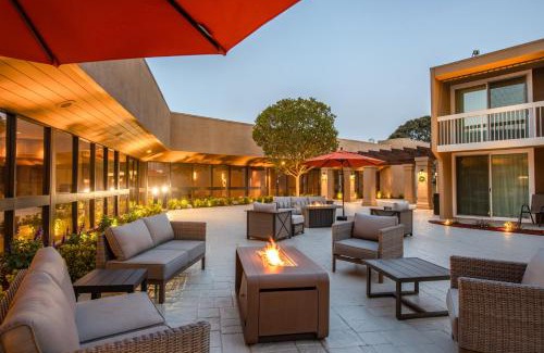 Rio Lindo Hotel | Holiday Inn Oxnard - Ventura by IHG