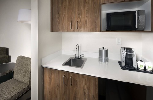 Skyland Hotel | Holiday Inn & Suites Arden - Asheville Airport by IHG