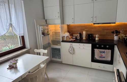Oberweisenborn Apartamento | Holiday rental with 2 bedrooms, private terrace and garden, Wifi, Pet-friendly