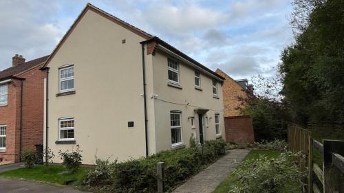 Corby Casa | Holiday retreat next to nature