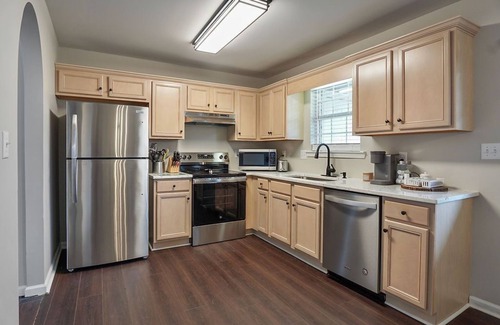 Alabaster Casa | HOLIDAY SALE at Warrior Landing!