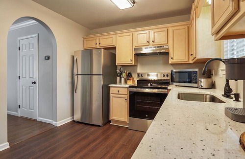 Alabaster Casa | HOLIDAY SALE at Warrior Landing!