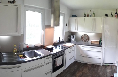 Schmallenberg Villa | Villa de vacaciones de 5 estrellas, excelente ubicación, muebles cómodos, 2-10 personas