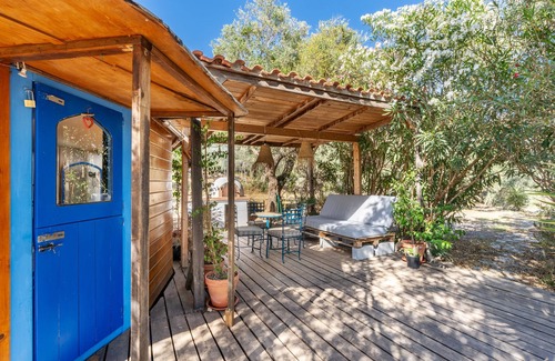 Lanjarón Casa | Yurta de vacaciones 'Eco Yurta Lanjarón' con vistas a la montaña y piscina compartida