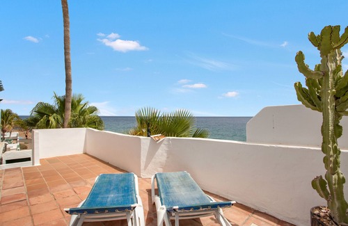Los Pocillos Villa | Vacaciones 'Casa De La Playa Lanzarote' con vistas al mar, terraza privada y Wi-Fi