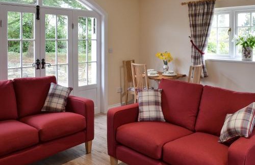 Longhoughton Casa | Holly Cottage