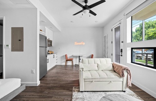 East Cesar Chavez Apartamento | Holly House
