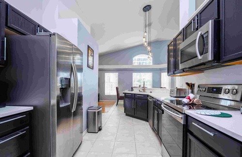 Davenport Villa | Hollybrook @ Hampton Lakes, a 4 bed 3 bath pet friendly luxury west facing home