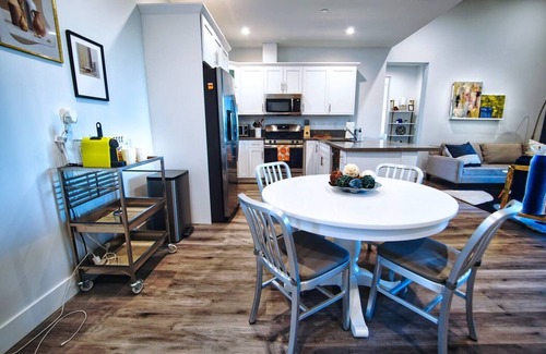 Lawndale Condominio | Hollywood Hideaway