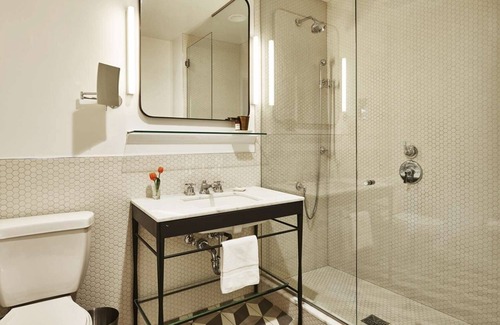 Hollywood Hotel | Hollywood Superior Double, Hollywood Roosevelt, 2 Rooms, TCL Chinese Proximity