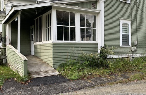 Ayers Cliff Apartamento | Holmes Haven A - Cozy Family Retreat