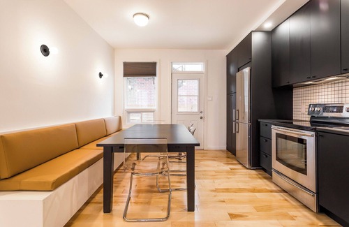 Hochelaga Apartamento | HOMA-Comfort&Style-2BR-Spacious-Natural Light-FeelHome-A/C-SelfCheckIn-Metro