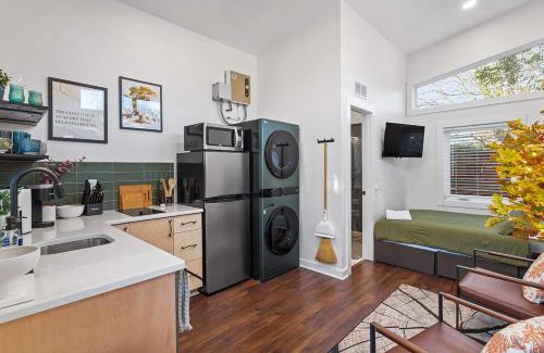 Downtown Casa | Home and Guest Home in Historic Oakwood
