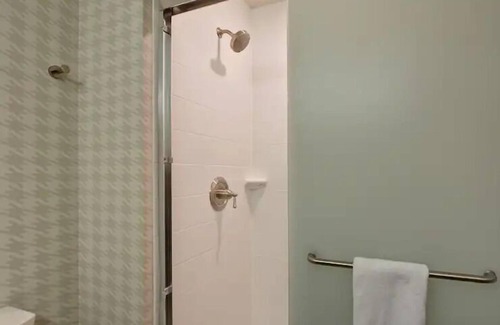 Terrace Park Hotel | Home Away From Home: 3 Units w/ Kitchenette. Minutes to Busch Gardens!