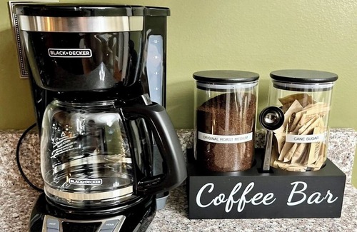 Elkton Casa | Home Away from Home - Local Shops, Restaurants & Grocery stores within 4 miles!