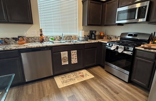 Carson City Casa | Home away from home! Stunning home with downstairs master close to Tahoe & Reno