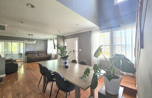 Hanover Casa | Home away from Home!