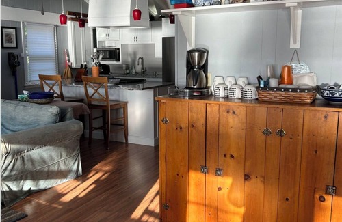 Willsboro Cabaña | Home away from home with private beach-new owners!