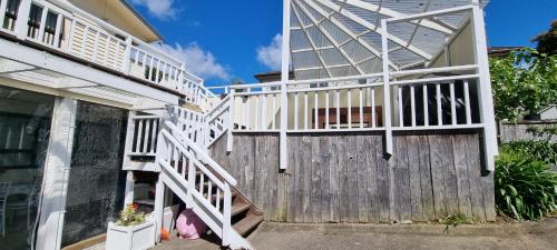 Mellons Bay Apartamento | HOME AWAY HOME IN Howick East Auckland