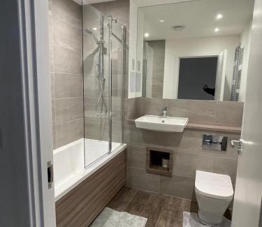 Greenhithe Casa | Home in Greenhithe