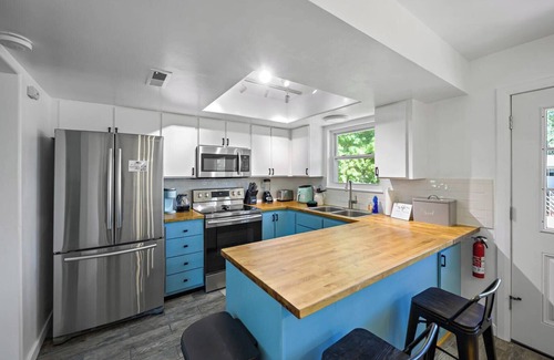 Kanab Casa | Home in Kanab with Game Room. Sleeps 10, Pets OK!
