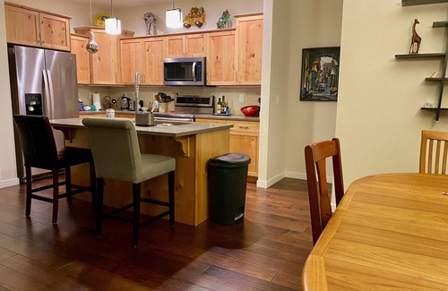 Hermosa Casa | Nueva casa (2018) en el hermoso valle del río Animas, cerca de Trimble Hot Springs