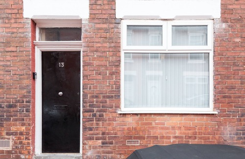 Chorlton-on-Medlock Casa | Home in the city. An entire home a stones throw from Manchester City Centre.