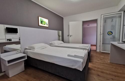 Dormagen Cama Y Desayuno | Home Inn Hotel