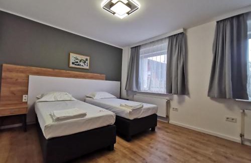 Dormagen Cama Y Desayuno | Home Inn Hotel