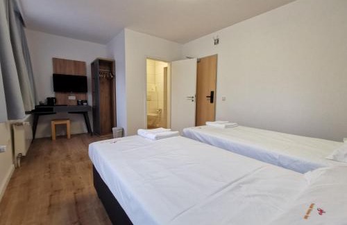 Dormagen Cama Y Desayuno | Home Inn Hotel
