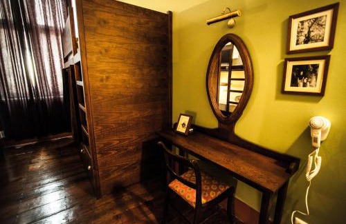 Santa Maria Maior Hostal | Home Lisbon Hostel