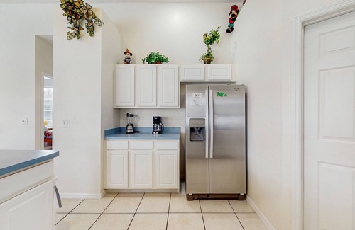 Westridge Casa | Home near Disney/golf with screened pool, spa, pool table, foosball, AC, & W/D