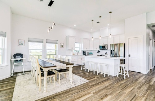 Indian Beach Casa | Home near the beach with large deck, gas grill, patio, outdoor shower & W/D