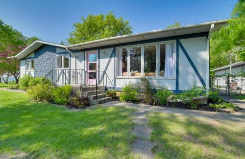 Detroit Lakes Casa | Home Rental on Detroit Lake Dock, Game Room!