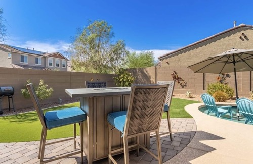 Buckeye Casa | Home w/Private Pool & Hot tub, 20 minutes from Cardinals Stadium