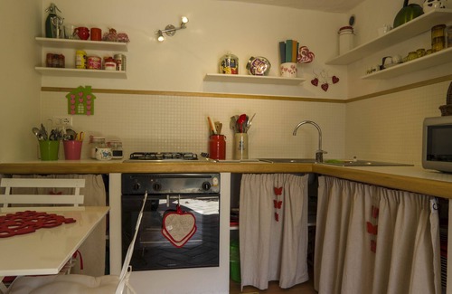 San Teodoro Apartamento | Inicio ", donde tu corazón te lleva ..." en un jardín verde y unos pocos pasos del mar