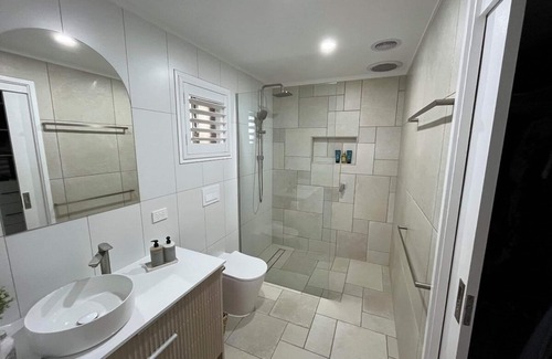 Ocean Grove Casa | Home With a View Close to Beach