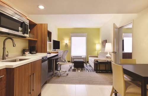 College Station Hotel | Home2 Suites by Hilton College Station