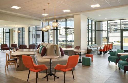 Warner Center Hotel | Home2 Suites By Hilton Woodland Hills Los Angeles