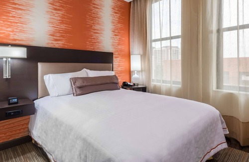 Fairlie-Poplar Historic District Hotel | Home2 Suites by Hilton Atlanta Downtown