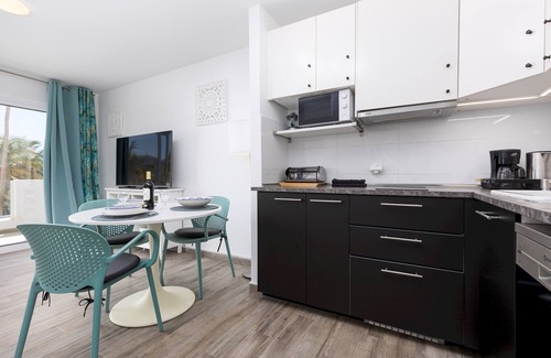 Tarajalejo Apartamento | Home2Book Cozy Apt with Terrace near the Beach