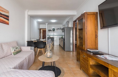 Sardina Apartamento | Home2Book Sunny Getaway & Pool in Playa de Sardina