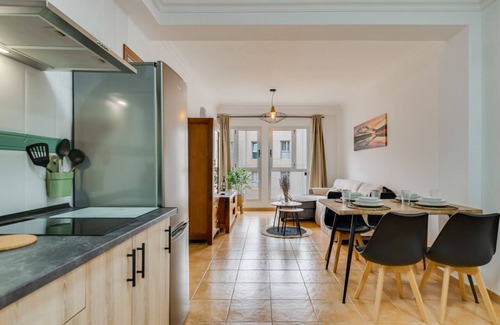 Sardina Apartamento | Home2Book Sunny Getaway & Pool in Playa de Sardina