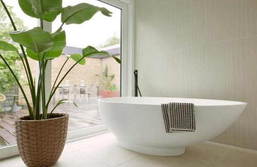 Ost Casa | HOMEFY - Luxury Bungalow