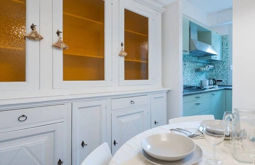 Cascina dei Pomi Apartamento | HomeLovers Spacious and Bright Apartment Close to Central Station