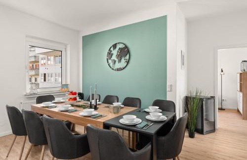 Bielefeld Apartamento | HOMELY-Apartment ManhattanART, Zentral, Parkplatz, Billard,PS4, Dart, Balkon