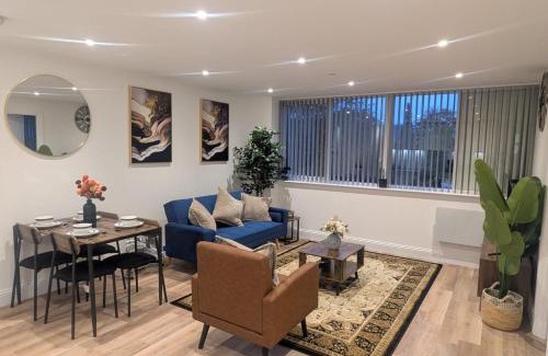 Gravesend Apartamento | Homely & Lush 1 Bed Apartment at Trinity Point Gravesend, Suitable for Long Stay and Short Stay